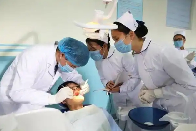 口腔義齒制造專業介紹 專業介紹 口腔義齒制造專業介紹 專業介紹