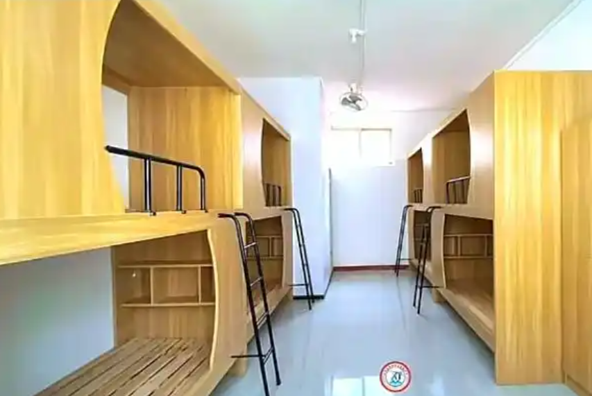 石家莊新鐵職業(yè)高級(jí)中學(xué)男生宿舍怎么樣 招生問答